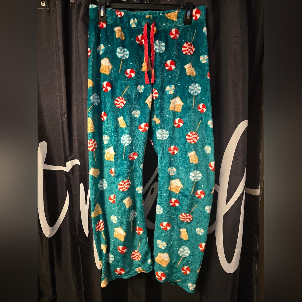 Green CHRISTMAS Print Pajama Pants